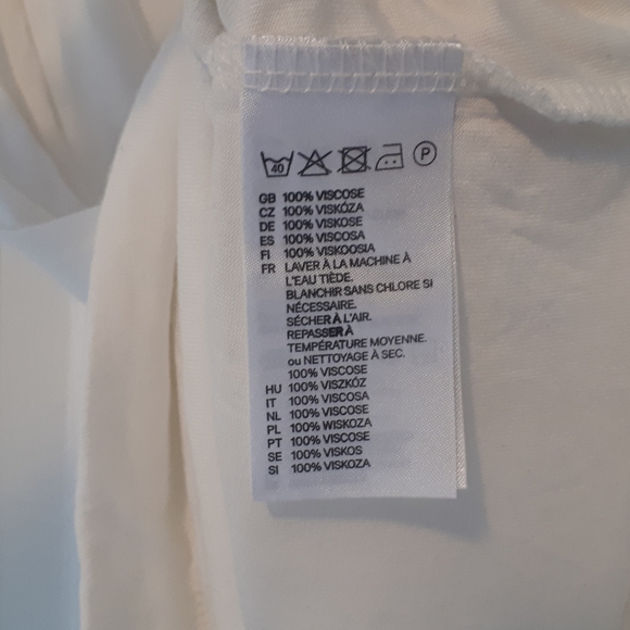 ⭐2/$25 EUC H&M Cowl Neck Top - Picture 4 of 6